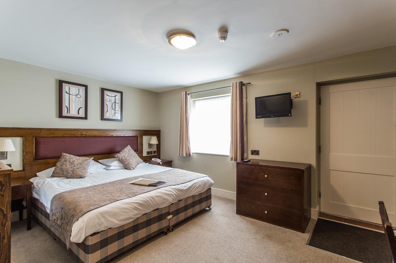 The Plough Inn & Restaurant Congleton Extérieur photo